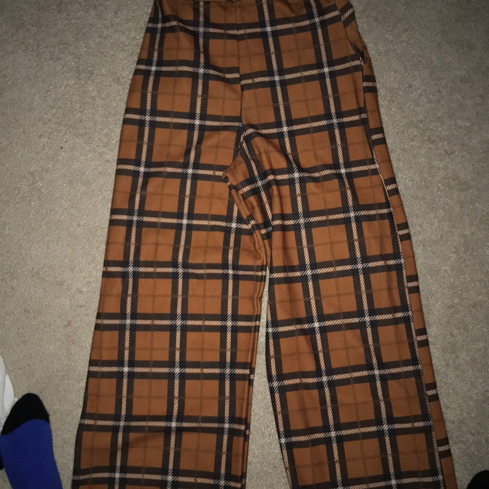 Two piece set - Picture 4 of 4